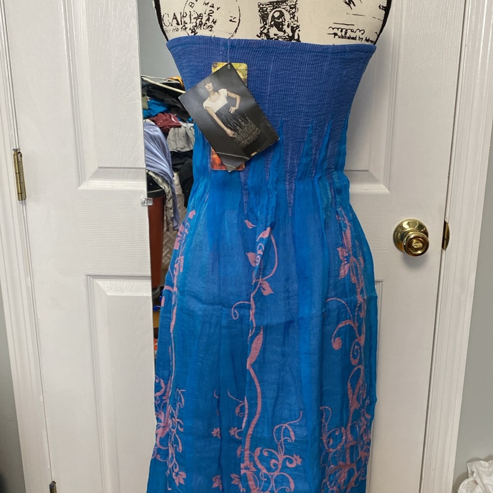 Dress - Picture 2 of 4